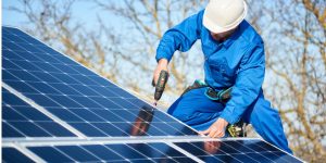 Installation Maintenance Panneaux Solaires Photovoltaïques à Lorleau